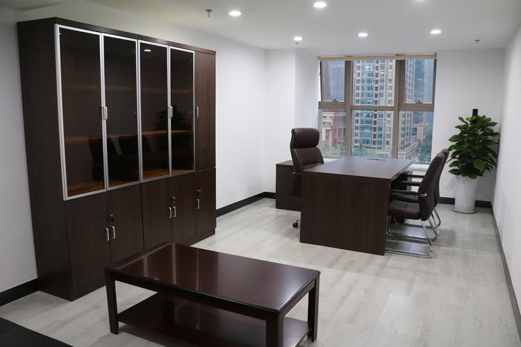 后置许可项目凭许可证或审批文件经营)税务服务;社会经济咨询等